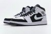 GET  Jordan 1 Mid White Black,  554724-113