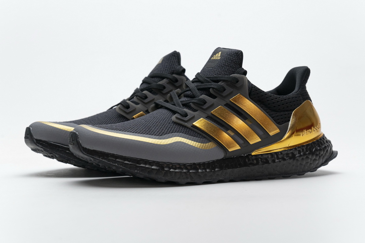 PKGoden  Ultra Boost Black Gold,EG8102
