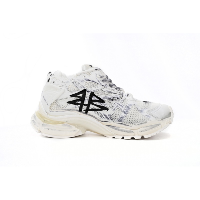PKGoden   Balenciaga Runner White And Black Characters 677402 W3RBQ 9010