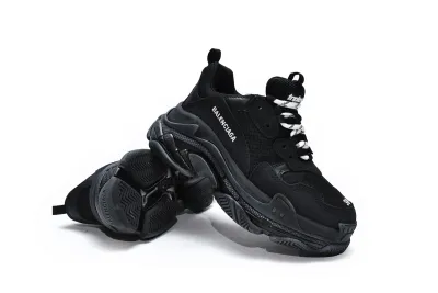 PKGoden    Balenciaga Triple S Black 541624 W09O1 1000 02