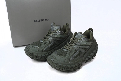 PKGoden    Balenciaga Defender Blackish Green 685611 W2RA6 3000 01