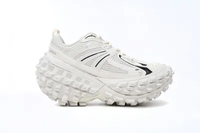 PKGoden    Balenciaga Defender Off-White 685611 W2RAA 9110 02