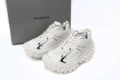 PKGoden    Balenciaga Defender Off-White 685611 W2RAA 9110 01