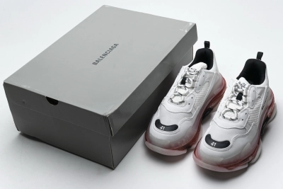 PKGoden    Balenciaga Triple S Milk White Black 0625 W09O1 01