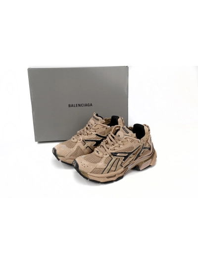 PKGoden    Balenciaga Runner Dark Brown 677402 W1RA8 0125 01