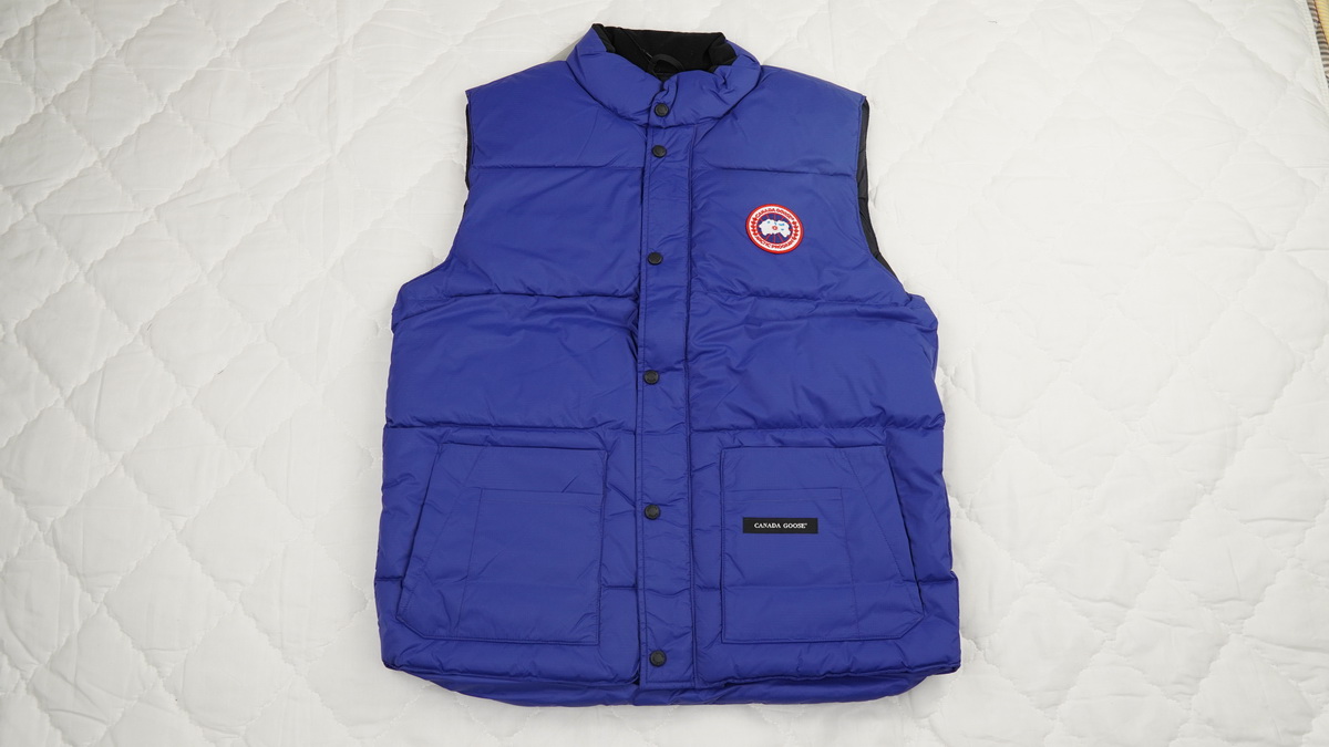 CANADA GOOSE Blue  vest down jacket