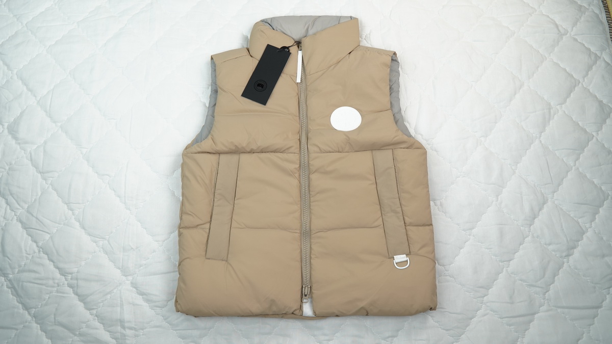 CANADA GOOSE Khaki vest down jacket