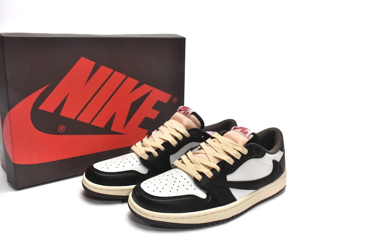 GET  Jordan 1 Low x Travis Scott Dark Mocha, CQ4277-105