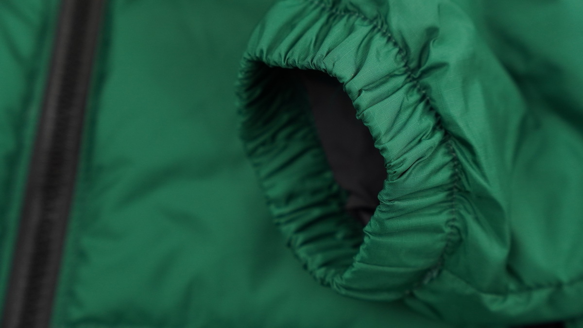 PKGoden  |  KIDS TheNorthFace Black and Blackish Green