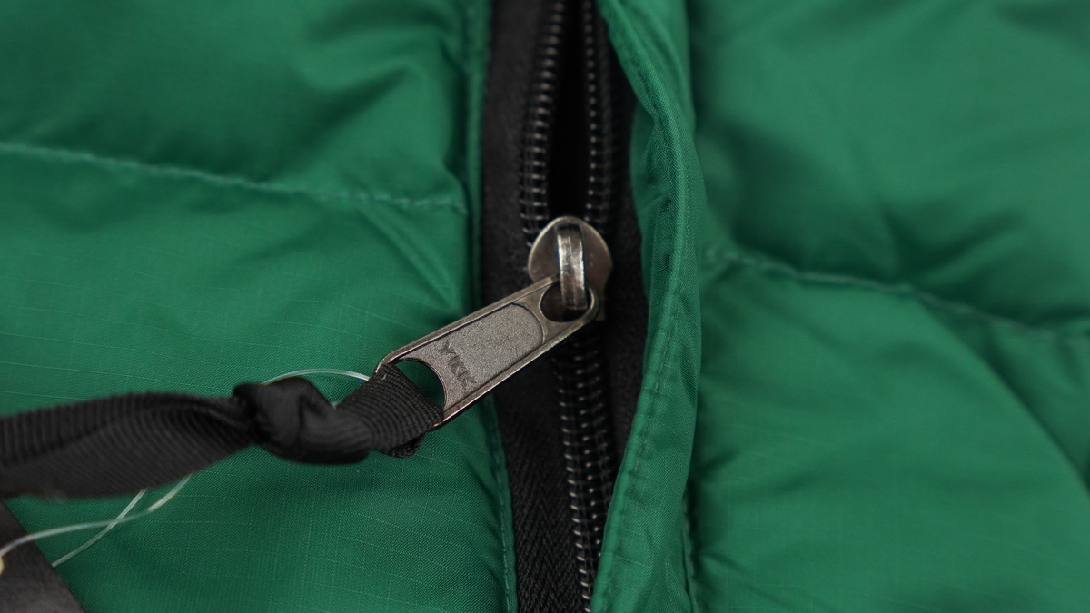 PKGoden  |  KIDS TheNorthFace Black and Blackish Green