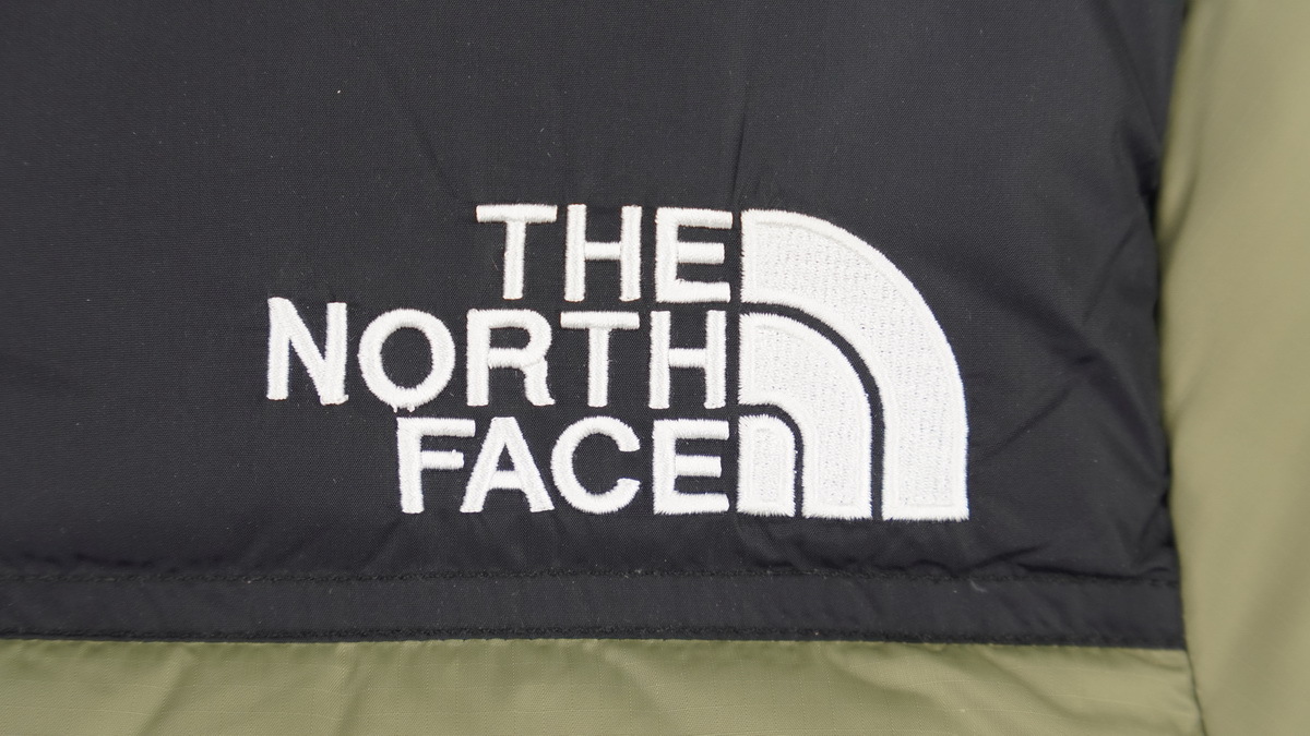 PKGoden  |  KIDS TheNorthFace Black and Blackish Mustard Green