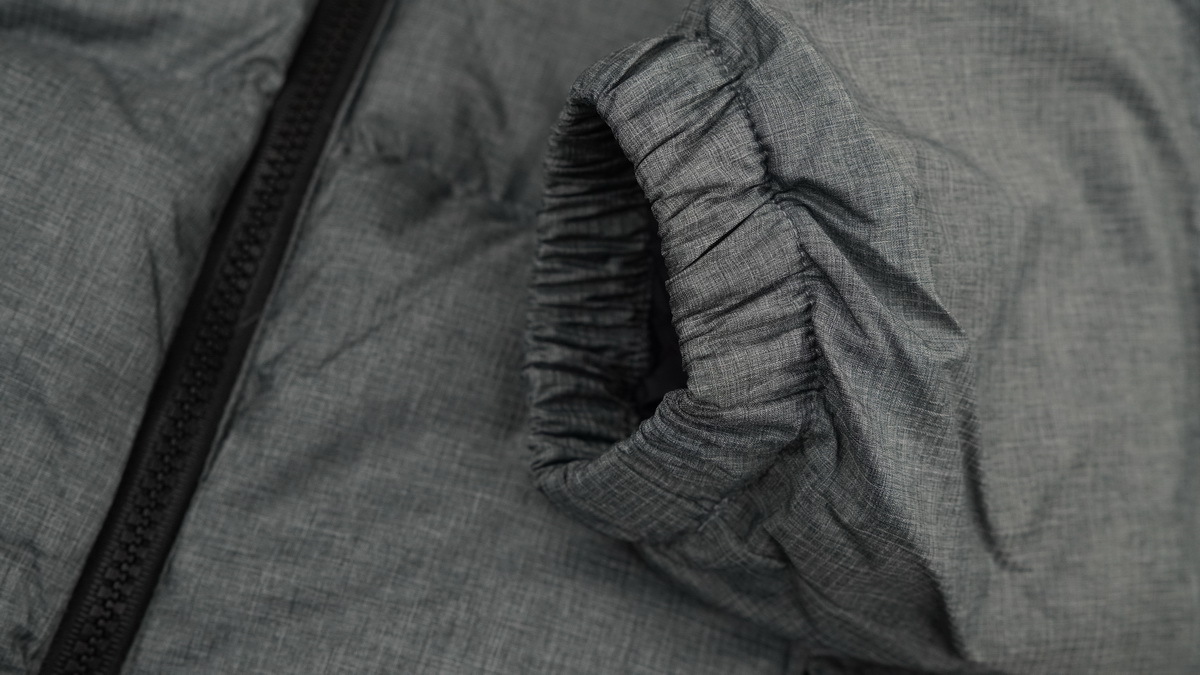 PKGoden  |  KIDS TheNorthFace Black and Blackish Grey