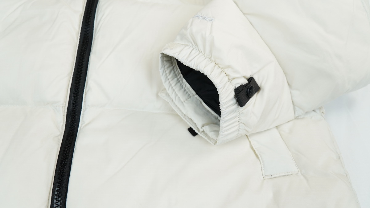 PKGoden  |  KIDS The North Face Black and Blackish White