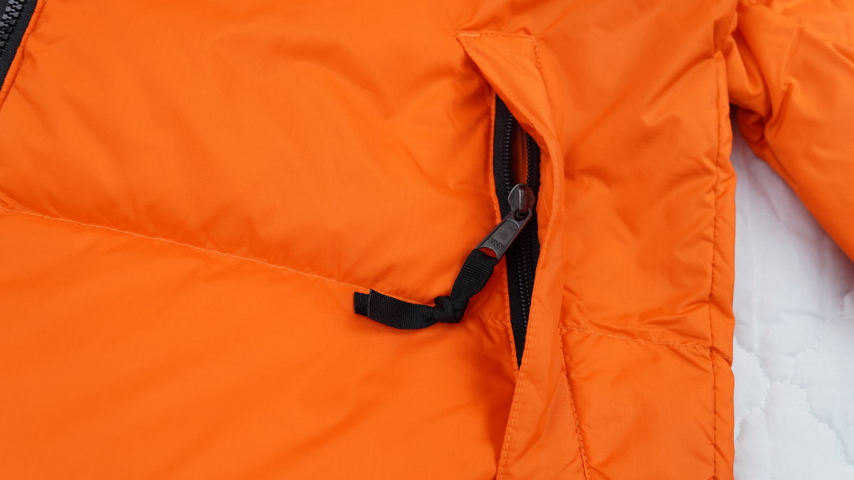 PKGoden  |  KIDS TheNorthFace Black and Blackish Orange