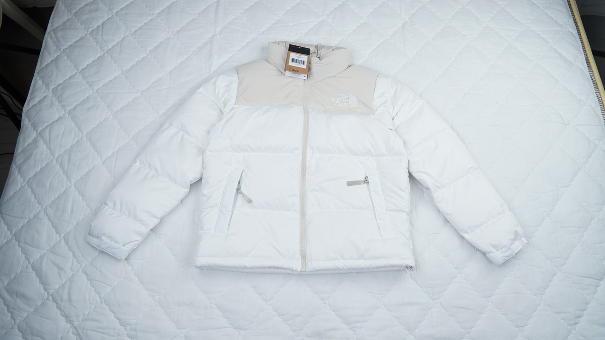 PKGoden  |  The North Face Splicing White And Double Pinyin White