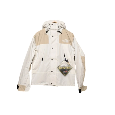 PKGoden  TheNorthFace Black and Milk White Jacket Color Matching 01