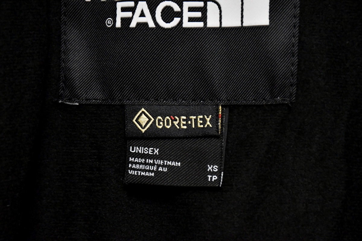   |  The North Face Utility Rain Jacket QuanBai