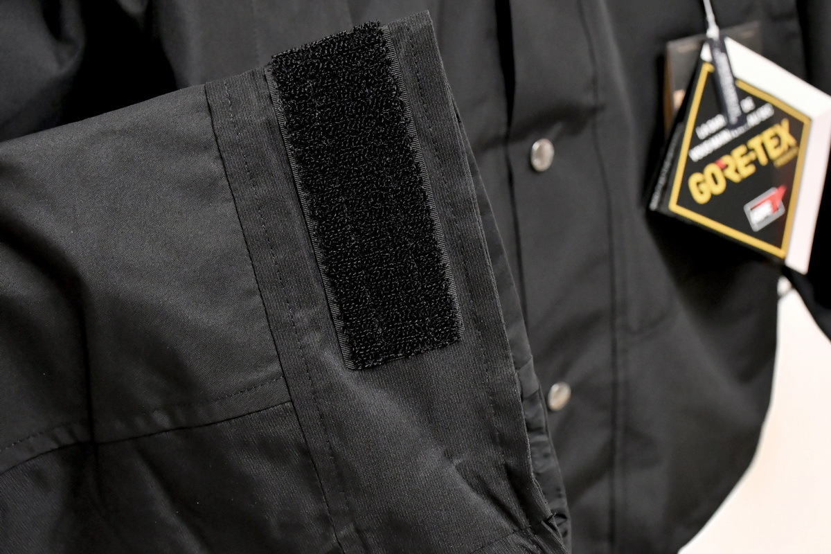   |  The North Face Utility Rain Jacket BlaCk