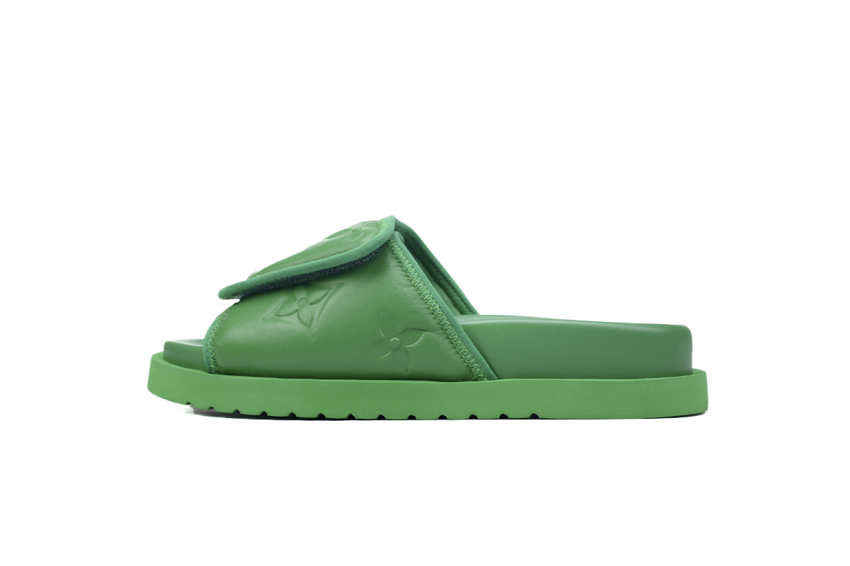 GET LOUIS VUITTON Miami Velcro flip flops Green embossingslide