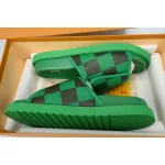 GET LOUIS VUITTON Miami Velcro flip flops Green presbyopiaslide