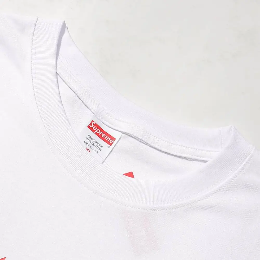 Supreme T-shirt White 011