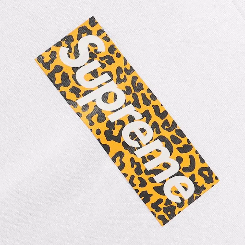 Supreme T-shirt White 011