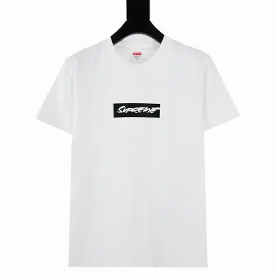 Supreme T-shirt Black White 022 01