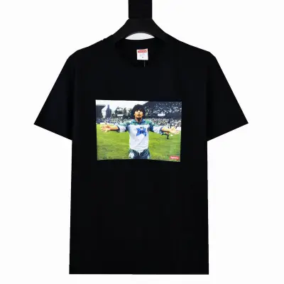 Supreme T-shirt Black White 023 02