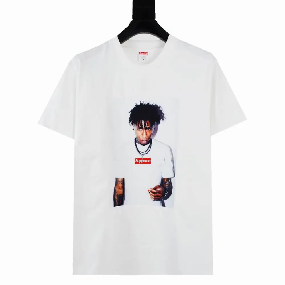 Supreme T-shirt Black White 031