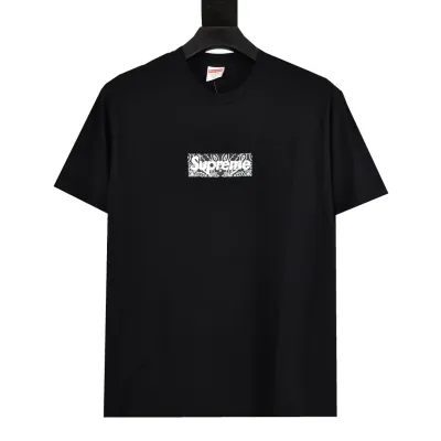 Supreme T-shirt Black White 038 01