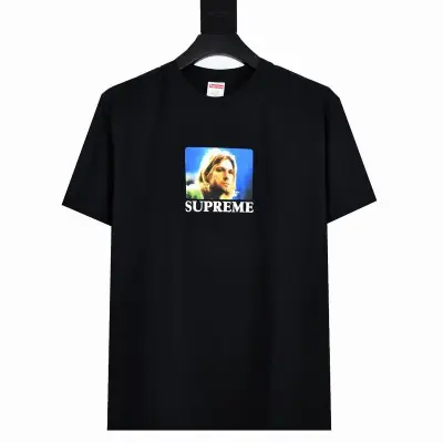 Supreme T-shirt Black White 042 01