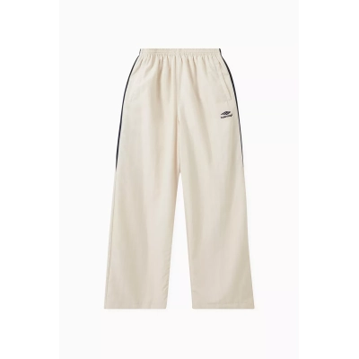 Balenciaga 3B Sports Icon Medium Fit Tracksuit Pants in Nylon 01