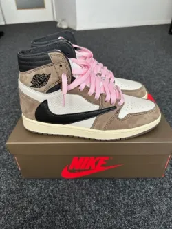 PKGoden  Air Jordan 1  Retro High Travis Scott SP34, CD4487-100  review Marcel 02