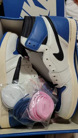 PKGoden  Jordan 1 Retro High OG Fragment Travis Scott, DH3227-105 review Christian Montoya