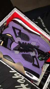 PKGoden  |   Jordan 4 Retro Purple x Travis Scott, AJ4-766302 review 0