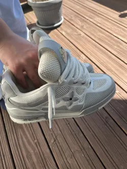 PKGoden Louis Vuitton Leather lace up Fashionable Skate Board Shoes White Gray 1ACQP4  review Arijan  04