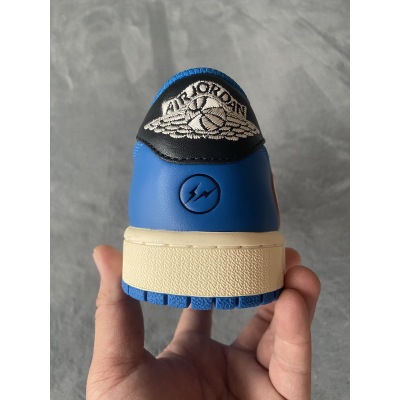 Chan Jordan 1 Low fragment design x Travis Scott DM7866-140