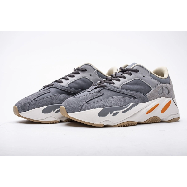 Adidas Yeezy Boost 700 Magnet FV9922
