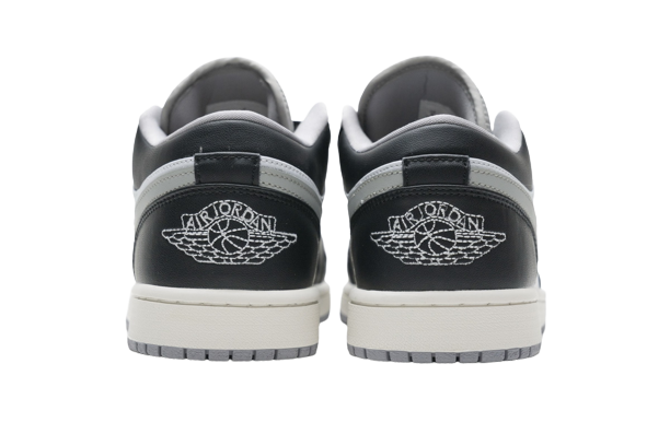 Jordan 1 Low Shadow 553558-039