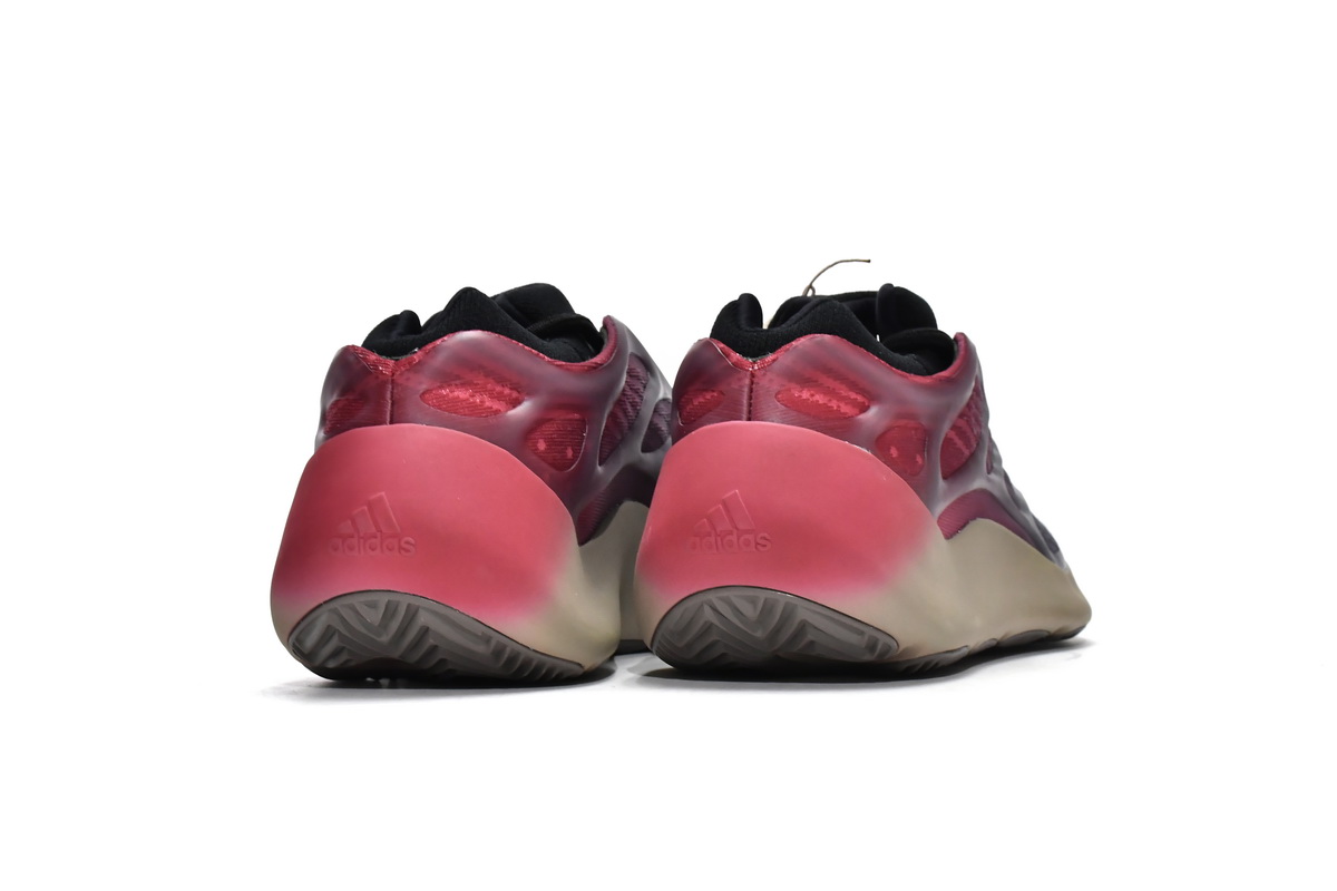 Adidas Yeezy 700 V3 Fade Carbon GW1814