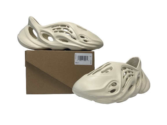 Adidas Yeezy Foam RNNR Sand FY4567