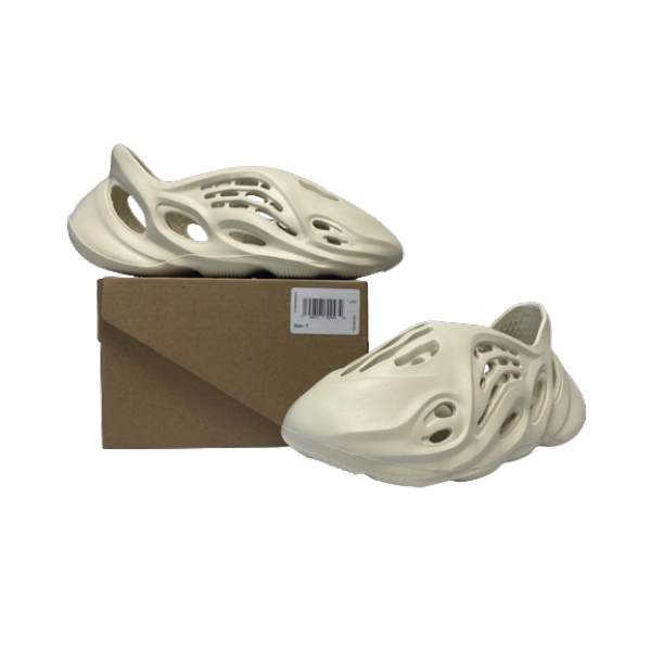 Adidas Yeezy Foam RNNR Sand FY4567