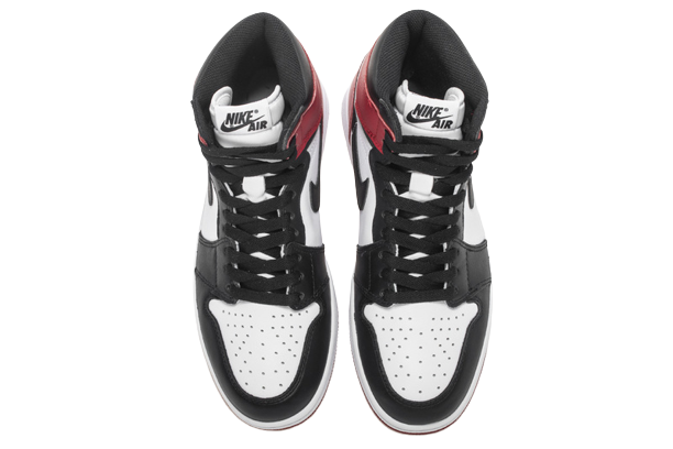 Jordan 1 Retro Black Toe (2016) 555088-125