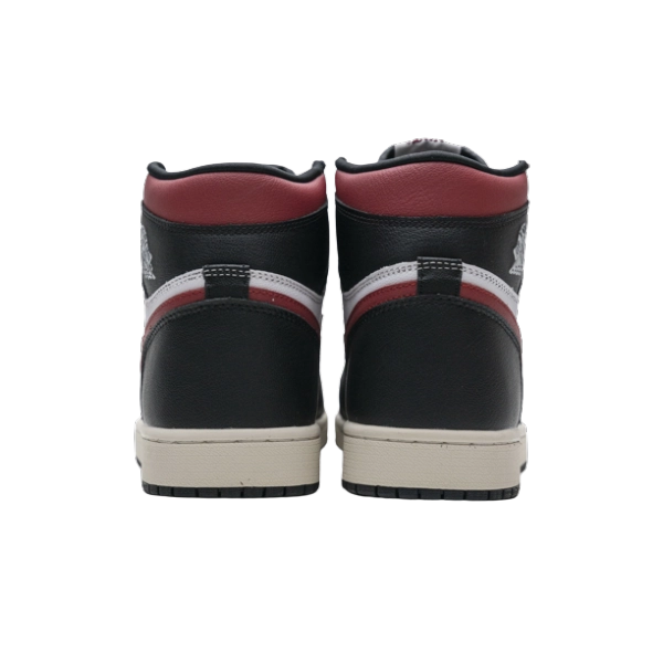 Jordan 1 Retro High Black Gym Red 555088-061 (XP Batch)