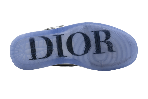 Jordan 1 Retro High Dior CN8607-002