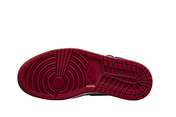 Jordan 1 Retro High Satin Black Toe CD0461-016