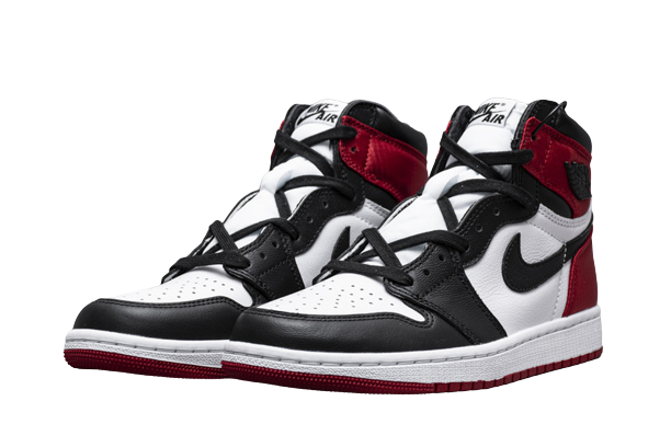 Jordan 1 Retro High Satin Black Toe CD0461-016