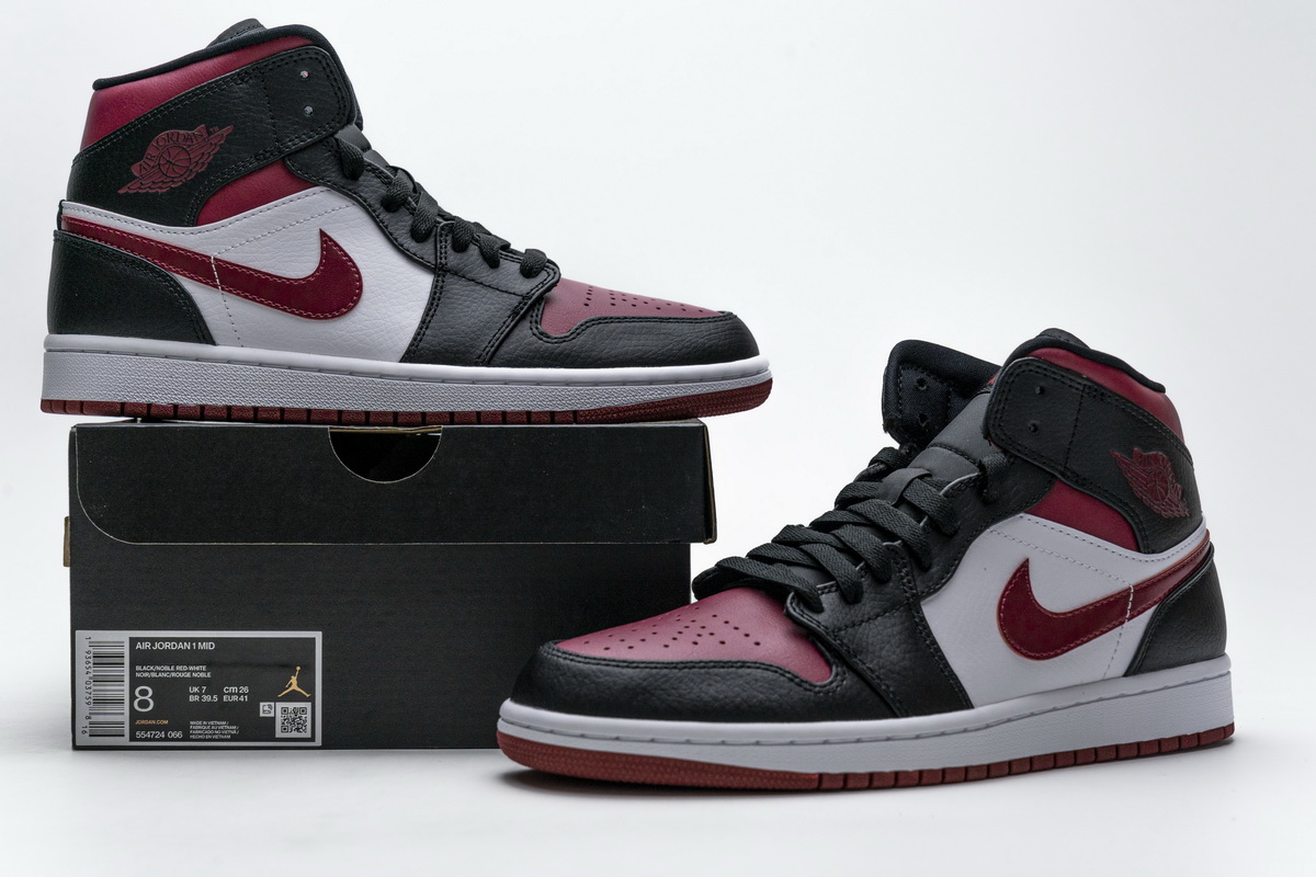 Jordan 1 Mid Bred Toe 554724-066