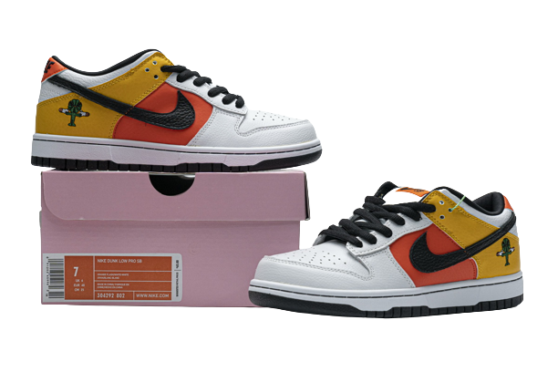 Nike SB Dunk Low Raygun Home 304292-802