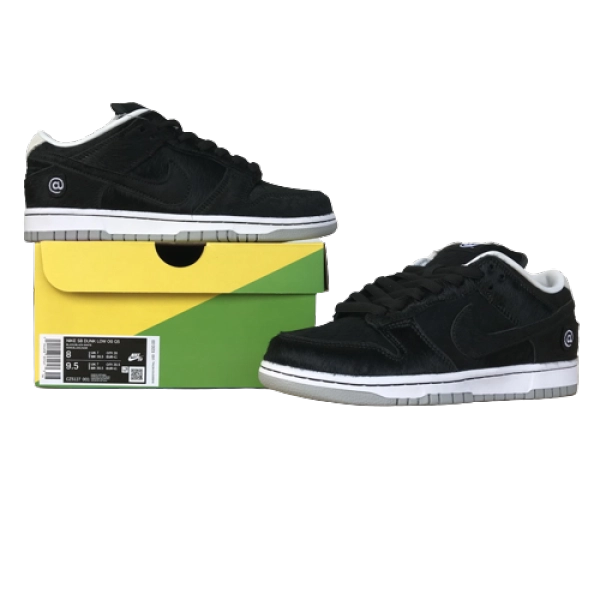 Nike SB Dunk Low Medicom Toy(2020) CZ5127-001